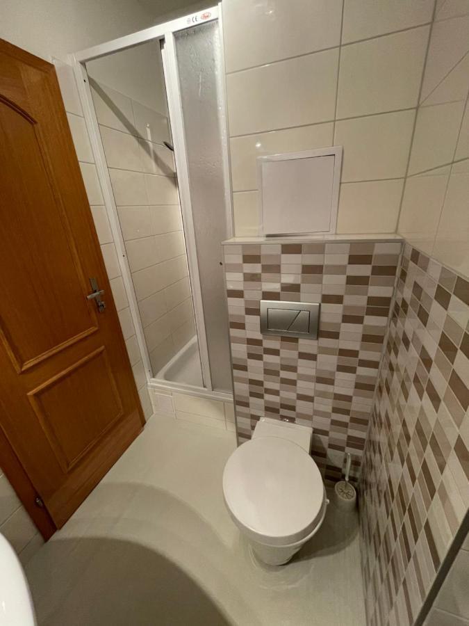 Apartmany U Posty ヤーヒモフ エクステリア 写真